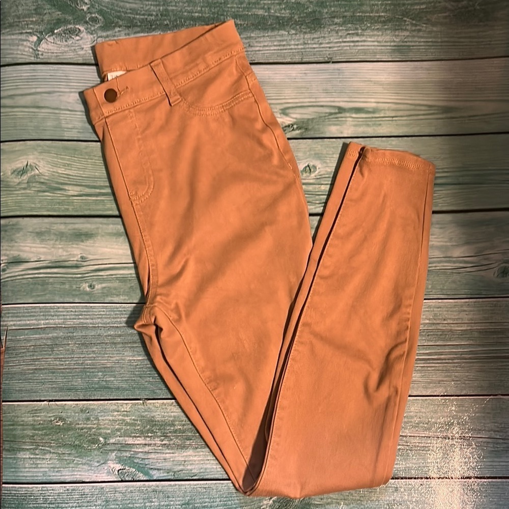 Time and Tru Tan Pants - Picture 6 of 7